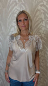 Maglia in pizzo mezza manica