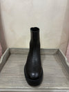 Stivaletto nero in pelle martellata