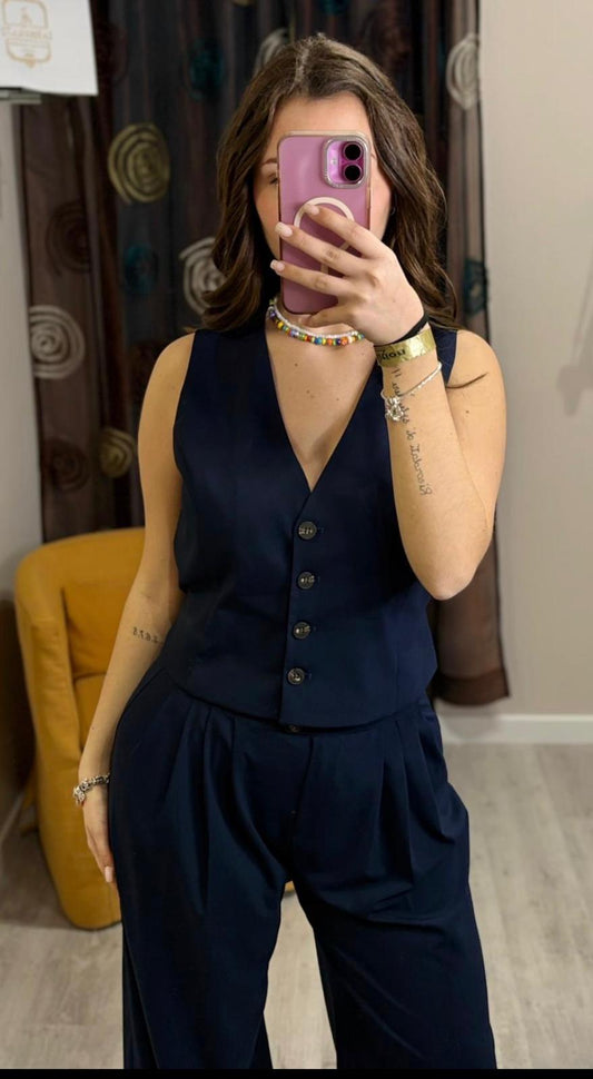 Gilet sartoriale con scollo a V