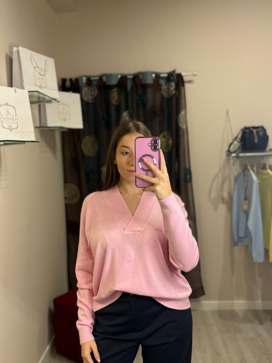 Maglione pastello con scollo a V