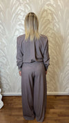 Completo pantalone e blusa