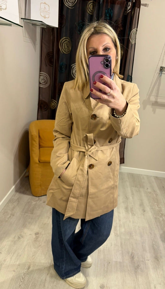 Trench con colletto alla francese